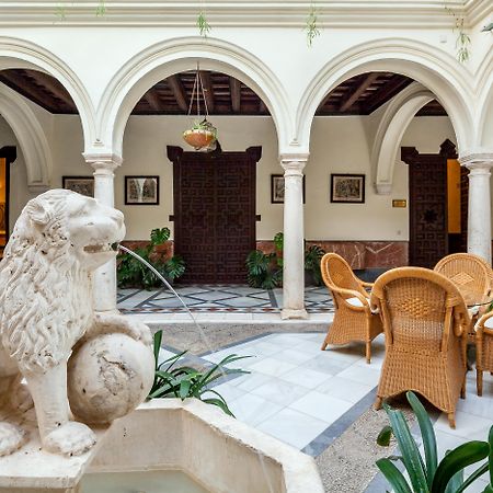 Palacio Marques De La Gomera Osuna Exteriér fotografie