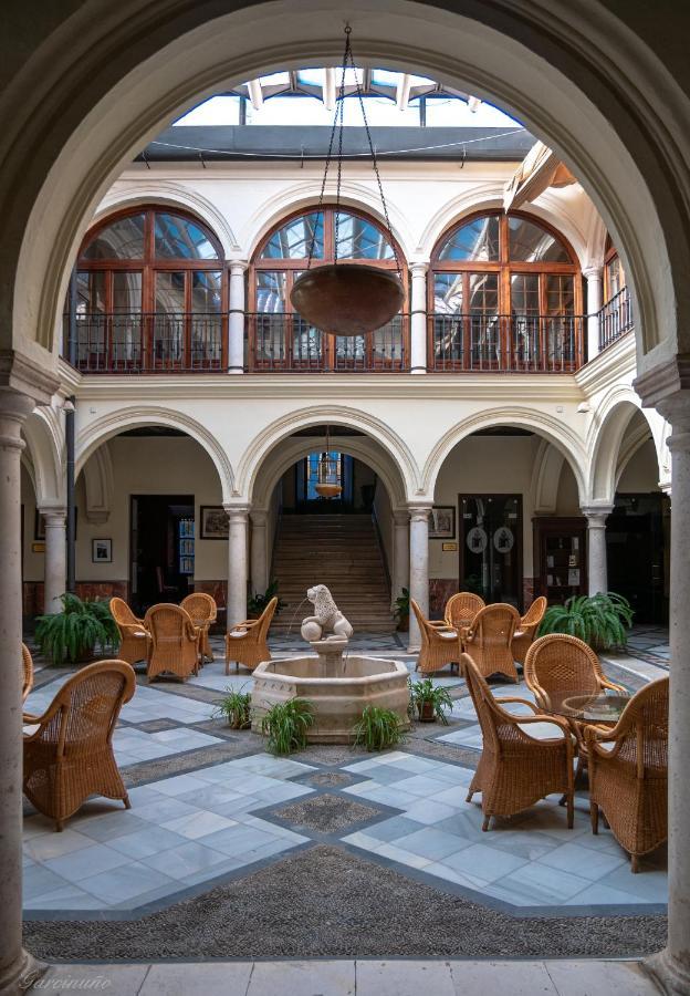 Palacio Marques De La Gomera Osuna Exteriér fotografie